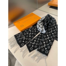 Louis Vuitton Scarf